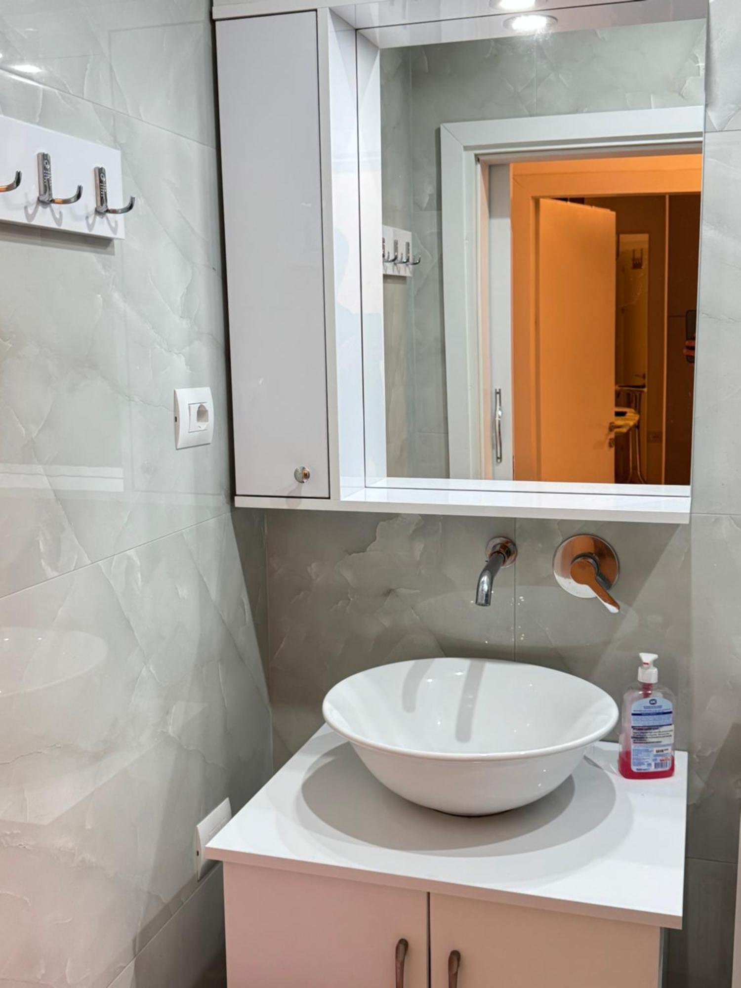 Sun & Sea Apartment Saranda Екстериор снимка