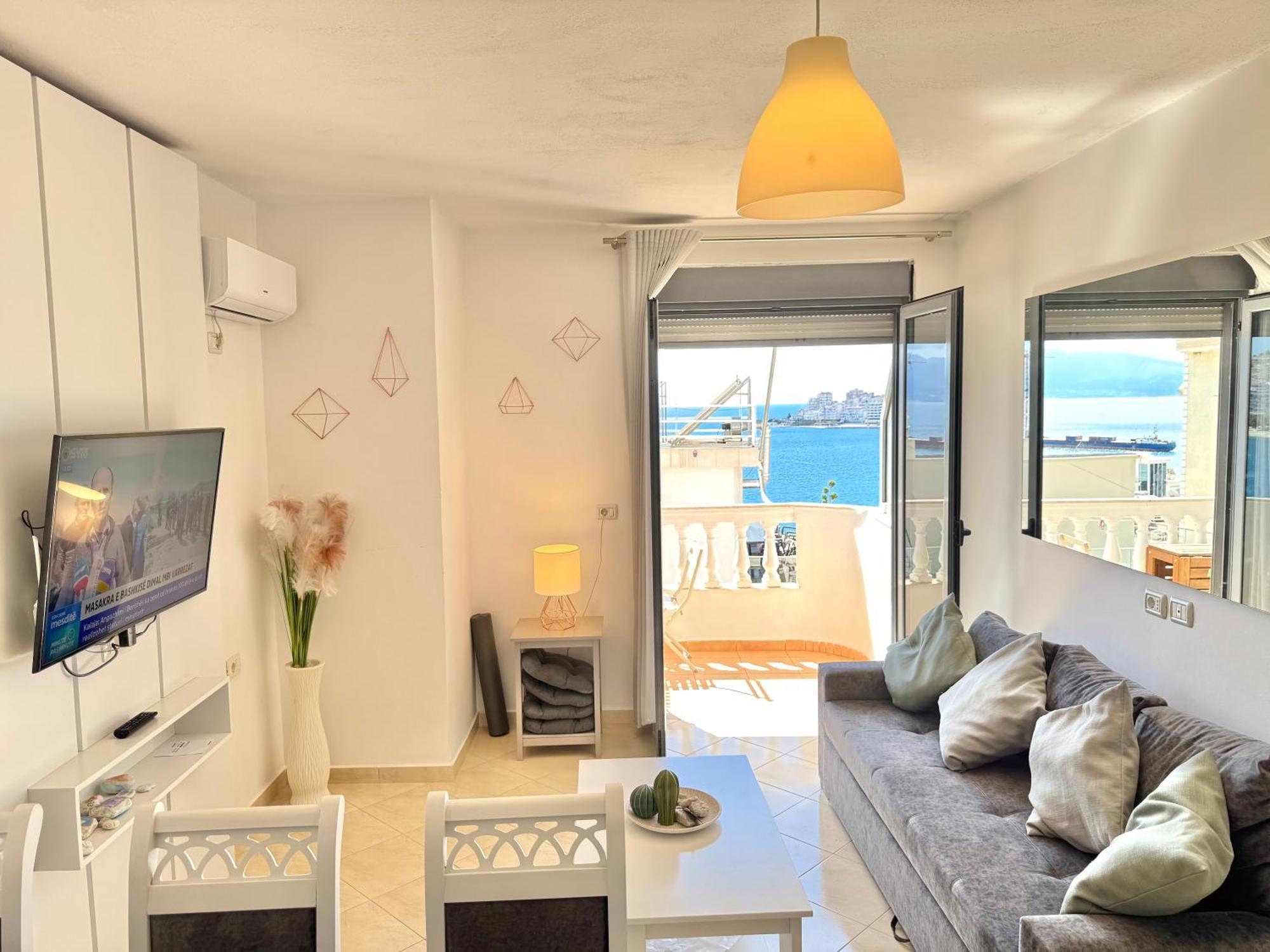 Sun & Sea Apartment Saranda Екстериор снимка