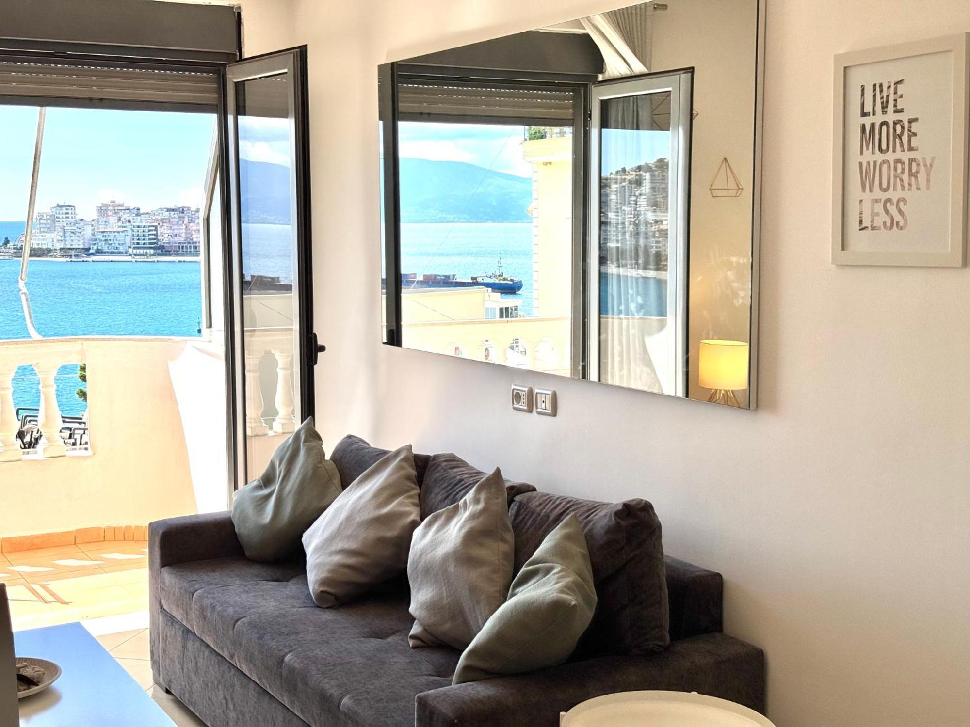 Sun & Sea Apartment Saranda Екстериор снимка