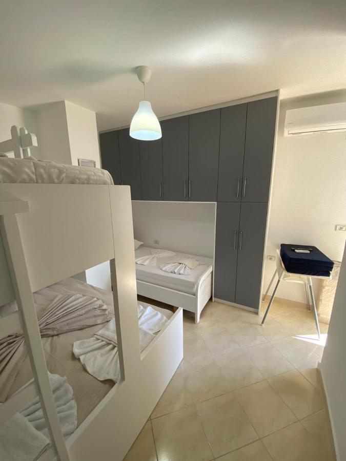 Sun & Sea Apartment Saranda Екстериор снимка